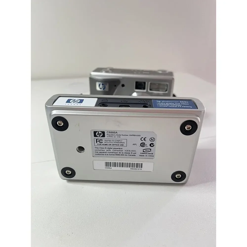 HP Photosmart 8886 Camera 5.3MP 21x Zoom Tested Docking Station Strap